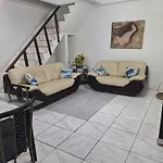 Casa De Aluguel De Finais De Semana E Feriados