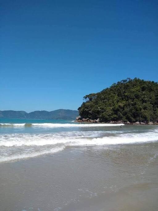 Casa de férias Casa De Aluguel De Finais De Semana E Feriados Ubatuba